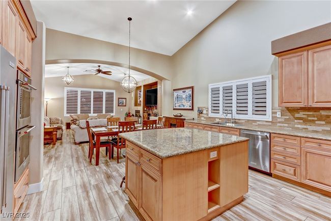 5434 Pendini Point Ct, House other with 3 bedrooms, 3 bathrooms and null parking in Las Vegas NV | Image 17