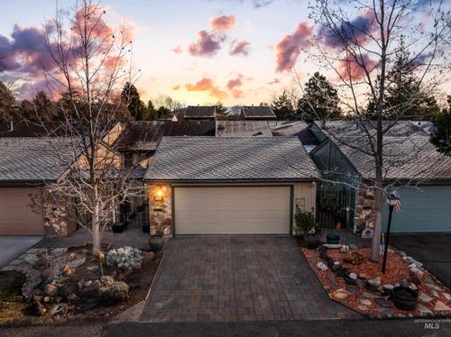 7225 W Cascade Dr, Boise, ID, 83704 | Card Image