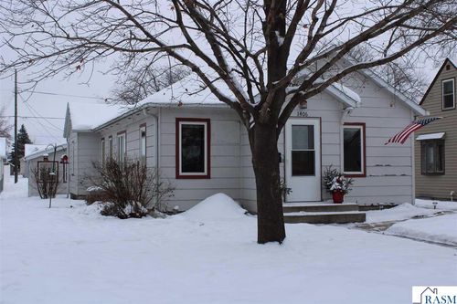 1406 Marsh St, Mankato, MN, 56001-5217 | Card Image