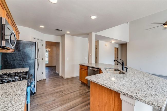 150 Bailey Loop, House other with 4 bedrooms, 3 bathrooms and 4 parking in Kyle TX | Image 7