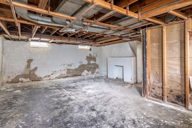 17550 Ohio St, House other with 3 bedrooms, 2 bathrooms and null parking in Detroit MI | Image 23
