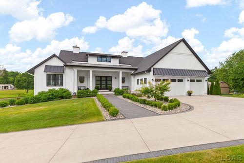 575 Budlong Street, Adrian, MI, 49221 | Card Image