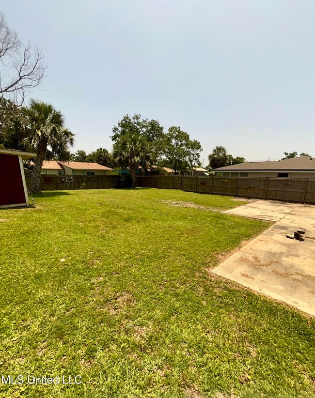 Side Lot | Image 42