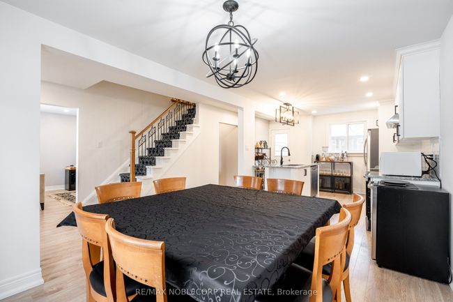 115 William Roe Blvd, House other with 5 bedrooms, 3 bathrooms and 3 parking in Newmarket ON | Image 8