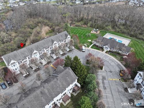 602-602 Larson Dr, Danbury, CT, 06810-7380 | Card Image