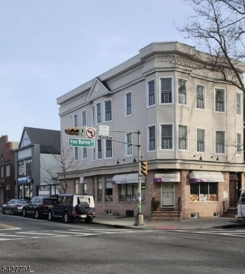 2-198 Van Buren St, Newark, NJ, 07105-2637 | Card Image