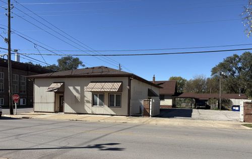 1701 E 4th St, Waterloo, IA, 50703-2601 | Card Image