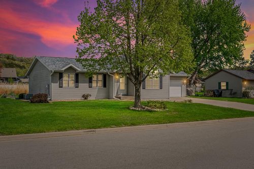 3003 Pleasant Drive S, Holmen, WI, 54636 | Card Image