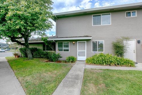 apt-3-4380 Diamond St, Capitola, CA, 95010-3057 | Card Image