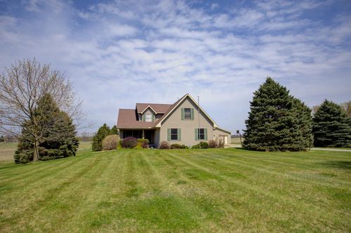 1414 Plains Rd, Leslie, MI, 49251-9326 | Card Image