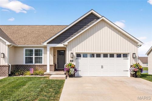 820 Applewood Creek Dr, Fairview Heights, IL, 62208-1015 | Card Image