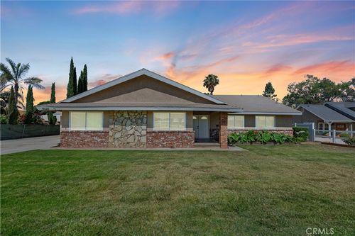 4028 Temescal Ave, Norco, CA, 92860-1427 | Card Image
