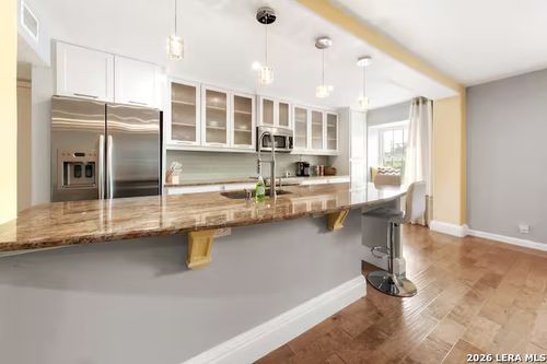 b-205-168 Barilla Pl, San Antonio, TX, 78209-6123 | Card Image