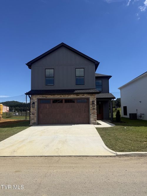 328 Monroe Drive, Bristol, TN, 37620 | Card Image