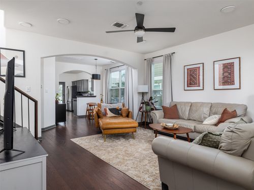 532 Lookout Tree Ln, Round Rock, TX, 78664-7745 | Card Image