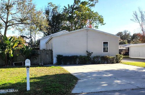 n-1079 Green Acres Cir N, South Daytona, FL, 32119-2449 | Card Image