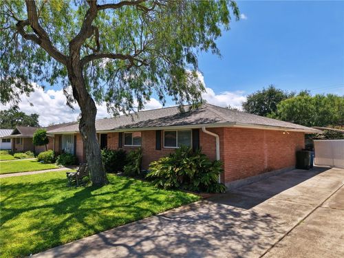 734 Bradshaw Drive, Corpus Christi, TX, 78412 | Card Image