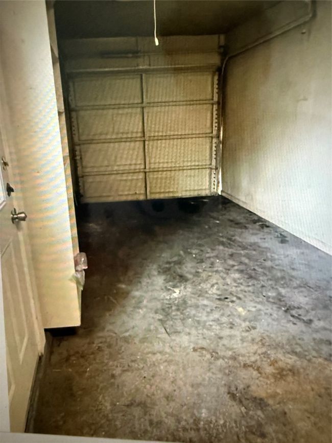 View of garage | Image 24