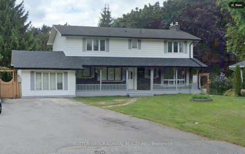 696 Jasmine Cres, Oshawa, ON, L1G3C3 | Card Image