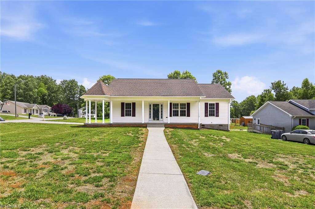 Residential in Yadkinville 2