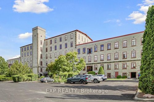 503-1 Rosamond St E, Almonte, ON, K0A1A0 | Card Image