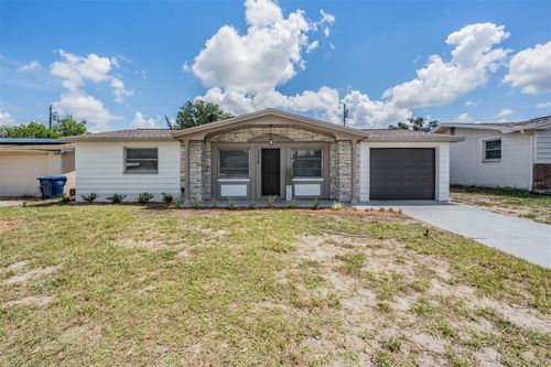 3348 Clydesdale Dr, HOLIDAY, FL, 34691-1511 | Card Image
