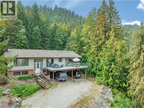 4018 Greaves Rd, Eagle Bay, BC, V0E1T0 | Card Image