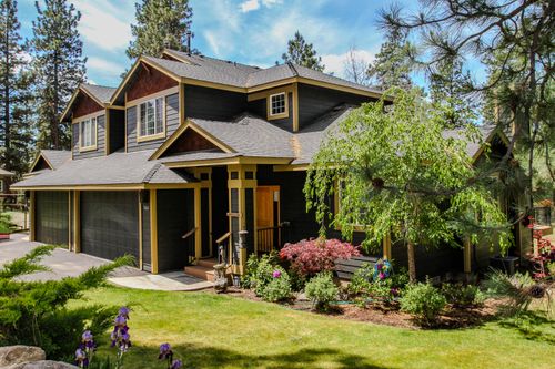 5060 Swallow Ct, Klamath Falls, OR, 97601-9141 | Card Image