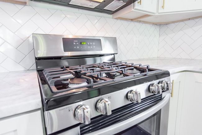 APT-2 - 536 Boulevard Pl Ne, Home with 2 bedrooms, 1 bathrooms and 1 parking in Atlanta GA | Image 12