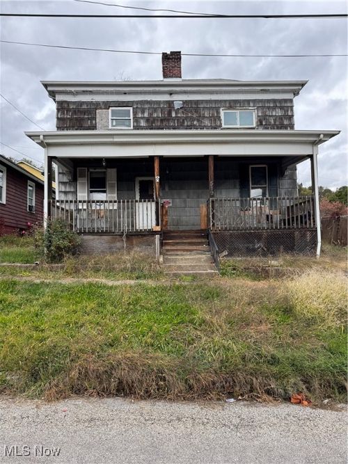 519 Clinton St, Martins Ferry, OH, 43935-1260 | Card Image