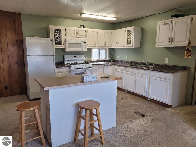 8815 S Young Rd, House other with 3 bedrooms, 2 bathrooms and null parking in Falmouth MI | Image 6