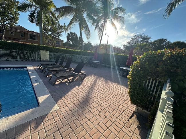 APT-1601 - 8520 Nw 139 Th Ter, Townhouse with 3 bedrooms, 3 bathrooms and null parking in MIAMI LAKES FL | Image 36