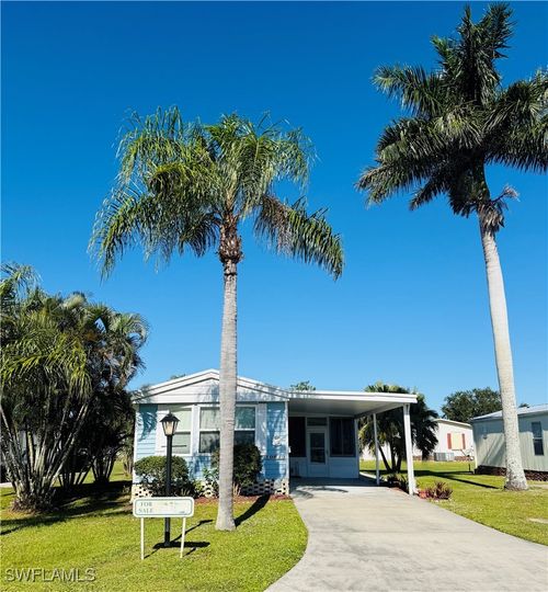 10620 Wales Loop, BONITA SPRINGS, FL, 34135-6654 | Card Image