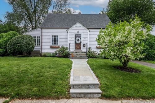 271 Seaside Ave, Bridgeport, CT, 06605-3531 | Card Image