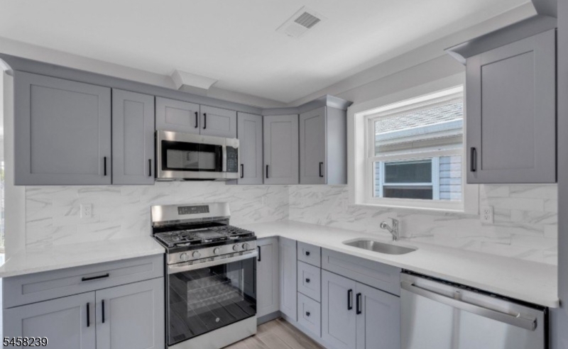 Residential Lease in Elizabeth City 3