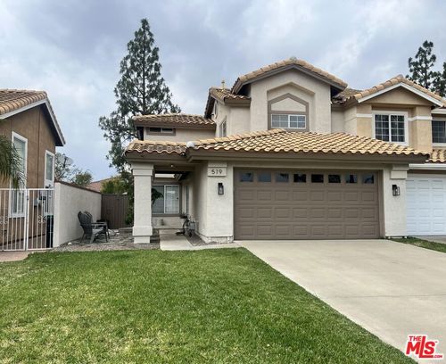 519 E Ash St, Brea, CA, 92821 | Card Image