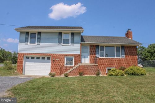 1638 Hahns Ln, TOMS BROOK, VA, 22660-2002 | Card Image