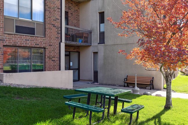 APT-501 - 1181 Edgcumbe Rd, Condo with 2 bedrooms, 2 bathrooms and null parking in Saint Paul MN | Image 48
