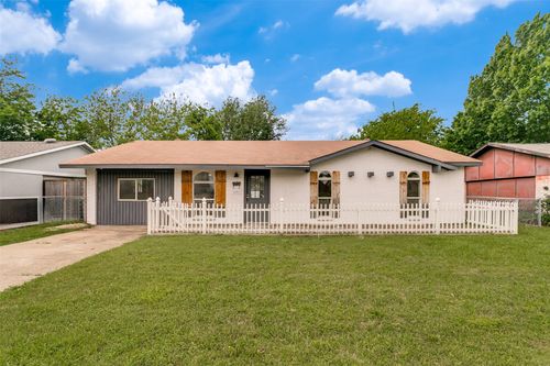 5101 Longhorn Trl, Garland, TX, 75043-3514 | Card Image