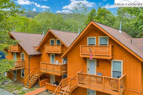 unit-5-102 Skiview Ln, Beech Mountain, NC, 28604-6196 | Card Image