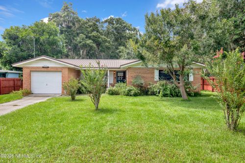 302 Westover Cir, Palatka, FL, 32177-5346 | Card Image