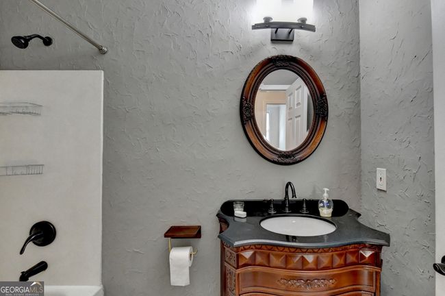 4580 Lakefield Bnd, House other with 6 bedrooms, 5 bathrooms and null parking in Berkeley Lake GA | Image 18