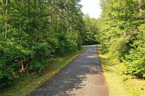 48 E Sheffield Dr, Westminster, SC, 29693 | Card Image