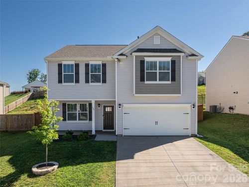 907 Newport Ct, Asheville, NC, 28806-0393 | Card Image