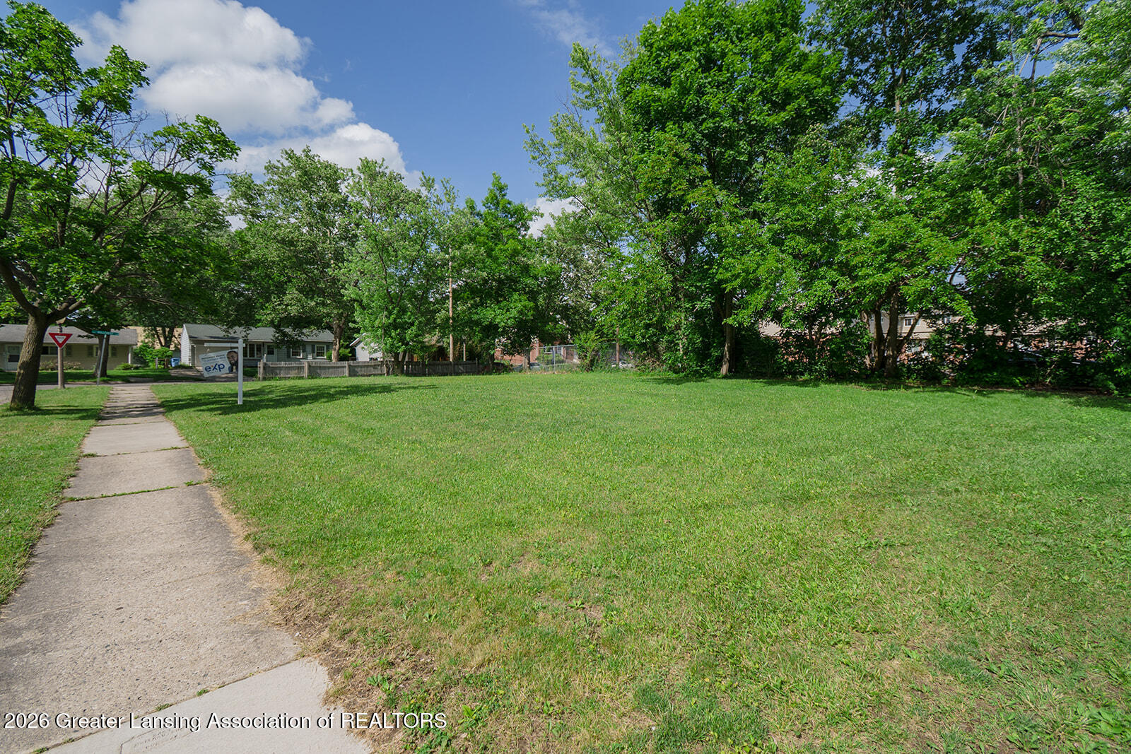Land in Lansing 5
