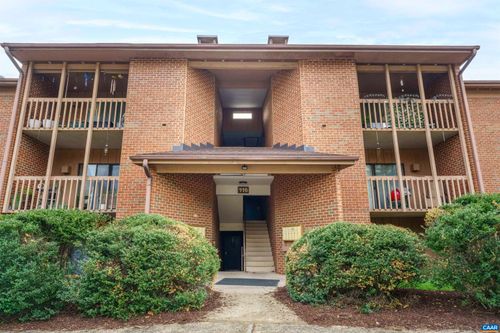 apt-11-116 Turtle Creek Rd, CHARLOTTESVILLE, VA, 22901-6760 | Card Image