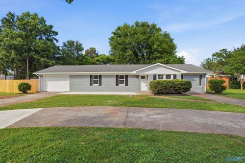 3408 Conger Rd Sw, Huntsville, AL, 35805-5463 | Card Image