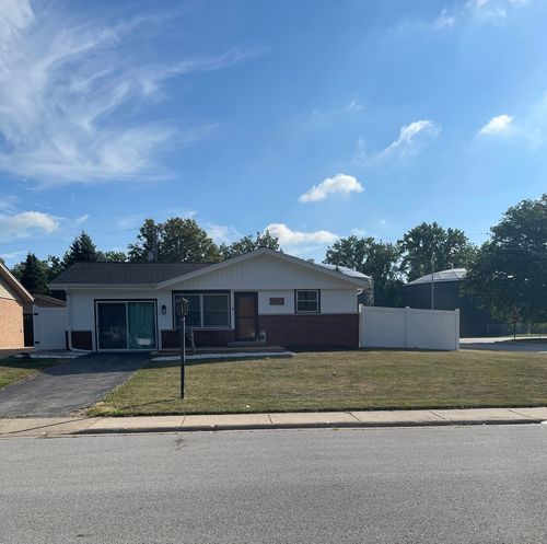 12813 E Playfield Dr, Crestwood, IL, 60418-1104 | Card Image