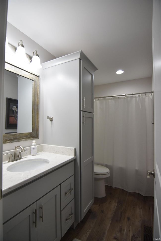 205 W Locust St, Condo with 2 bedrooms, 2 bathrooms and null parking in Fort Branch IN | Image 20