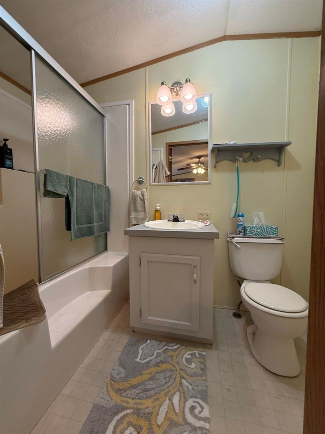 29 - 1930 Hideaway Hills Ln, Home with 2 bedrooms, 2 bathrooms and null parking in Lansing IA | Image 7